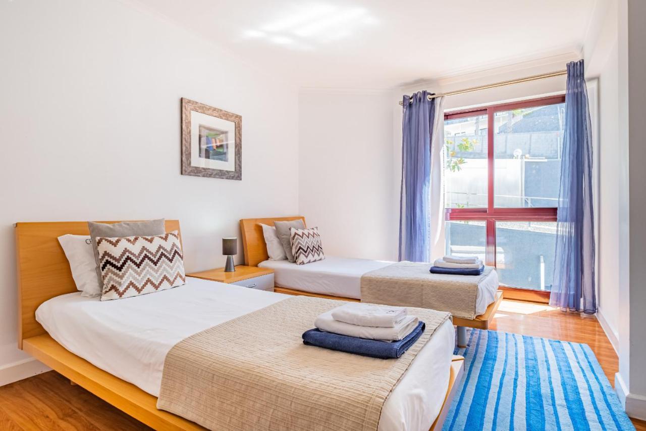 Ample Villa With Pool And Gorgeous Ocean View Funchal  Kültér fotó