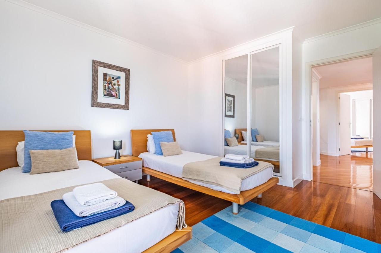 Ample Villa With Pool And Gorgeous Ocean View Funchal  Kültér fotó